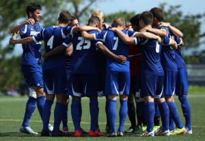 Photo courtesy of Hofstra Athletics  Men’s soccer huddles together in anticipation in the final minutes before their match starts against Northwestern. 