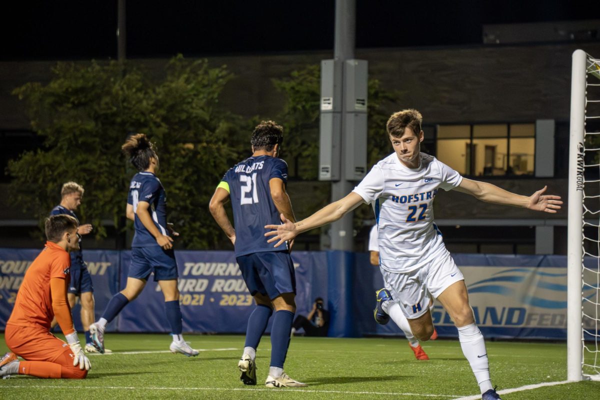 Men’s soccer falls out of playoff contention with two straight losses