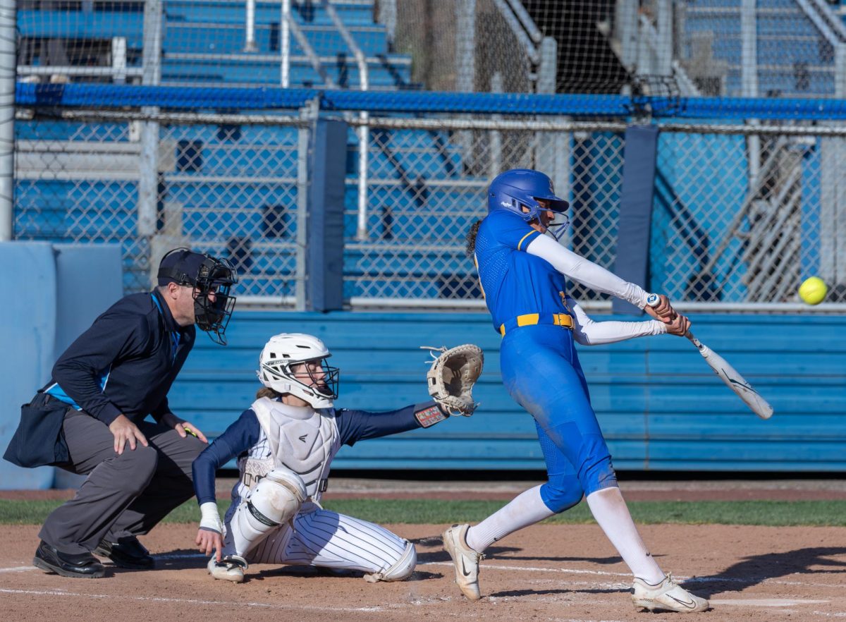 Pride can't hold onto lead, drop first game of doubleheader to Charleston