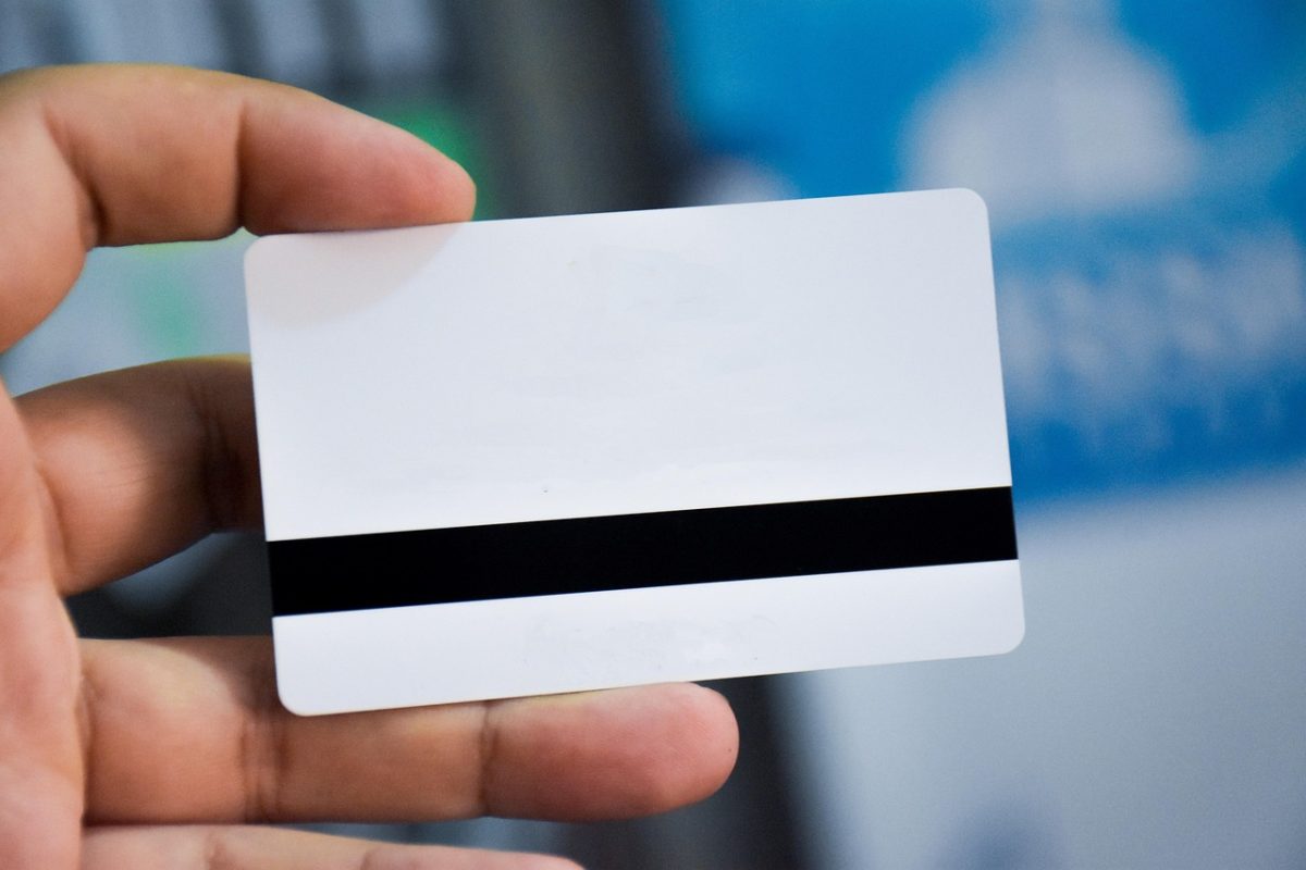 The flaws of Hofstra’s digital student ID cards