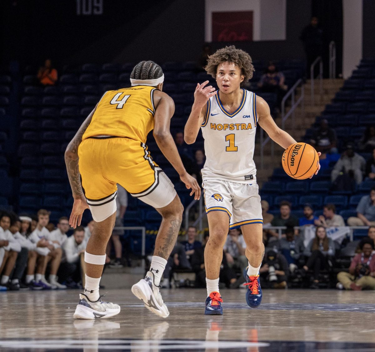 Preston Edmead's 3-pointer sends Hofstra to championship in overtime win against Towson