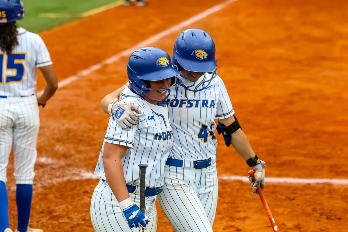 Pride fall to Cougars in conference tournament, placed in losers' bracket